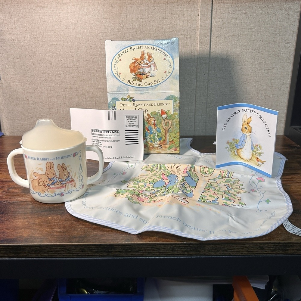 VTG Peter Rabbit New in the Box Vinyl Bib Two-Handled Plastic Sippy Cup Set Eden